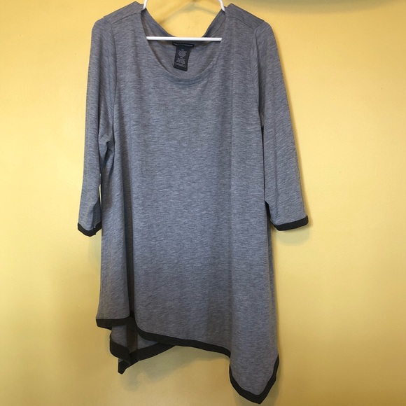 Chelsea & Theodore Tops - NWOT Chelsea & Theodore Asymmetrical Tunic